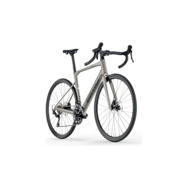 BMC Roadmachine THREE Landvägcykel 2026