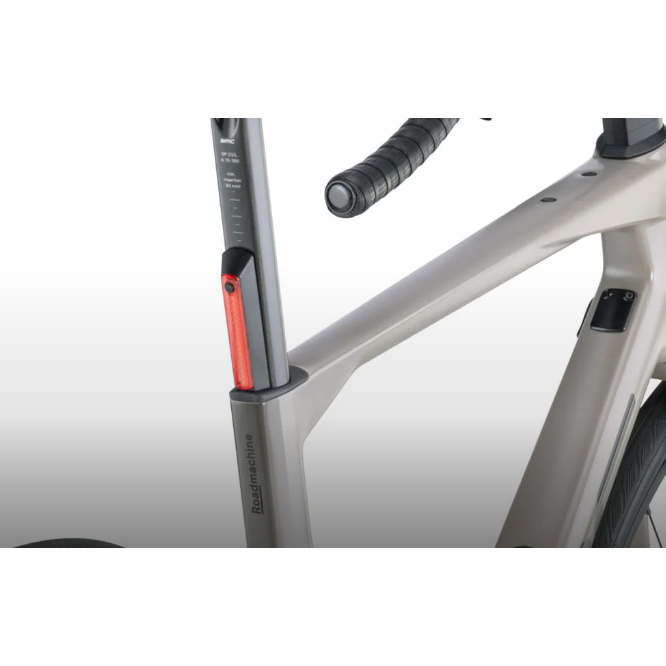 BMC Roadmachine THREE Landvägcykel 2026