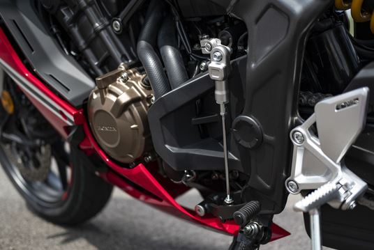 Honda CB650R, CBR650R Quickshifter