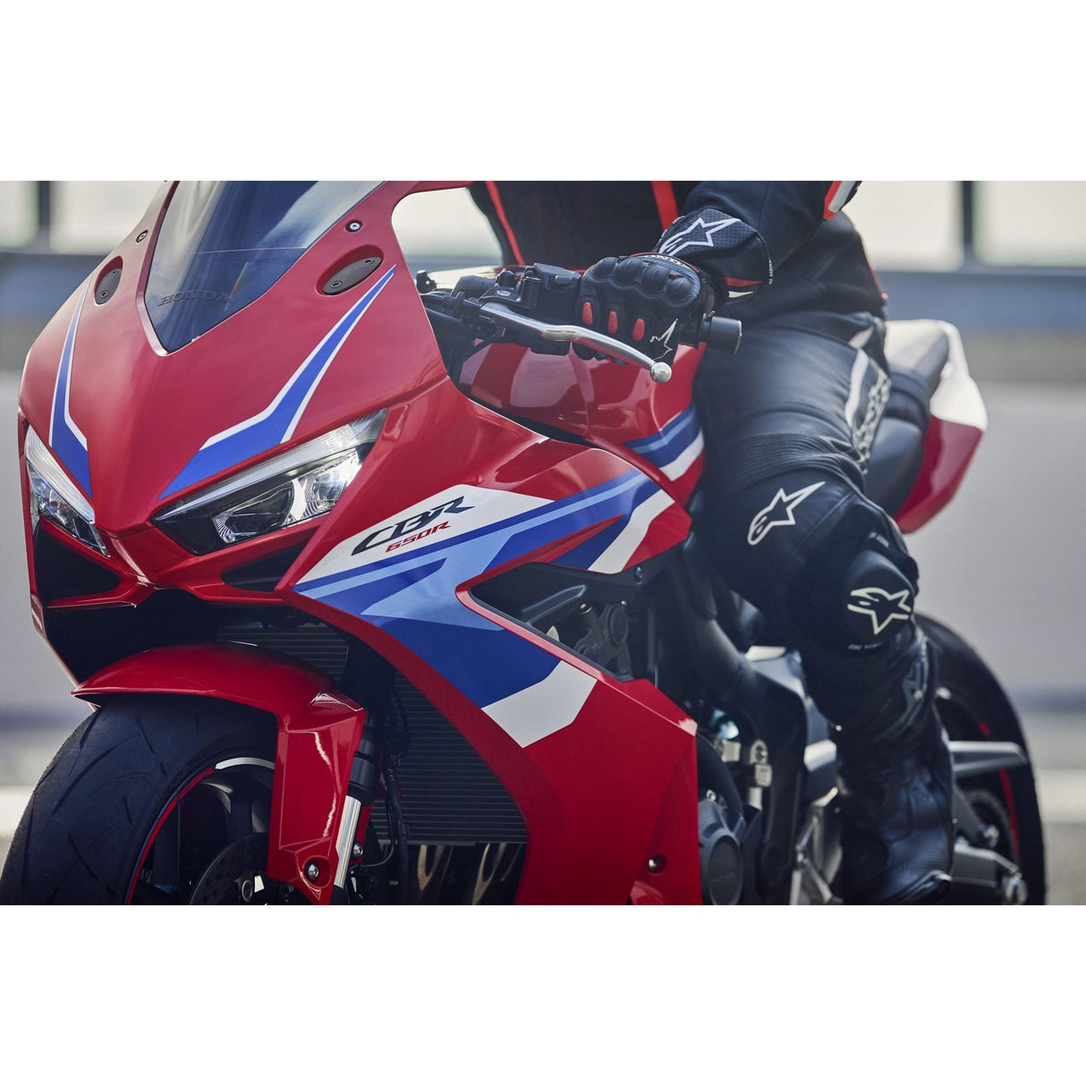 Honda CBR650R E-Clutch 2025