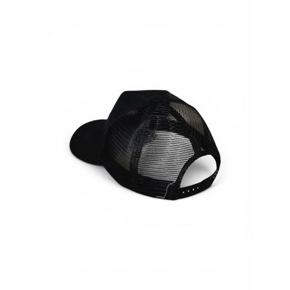 ÖMC Keps Trucker Svart 3D-brodyr - ÖREBRO MC SERVICE
