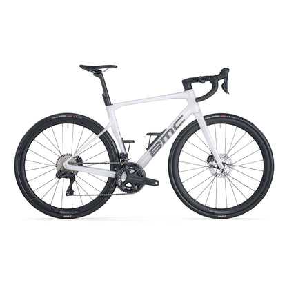 BMC Roadmachine 01 Four Landvägcykel 2026
