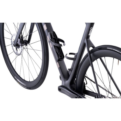 BMC Teammachine SLR 01 FOUR Landvägcykel 2026