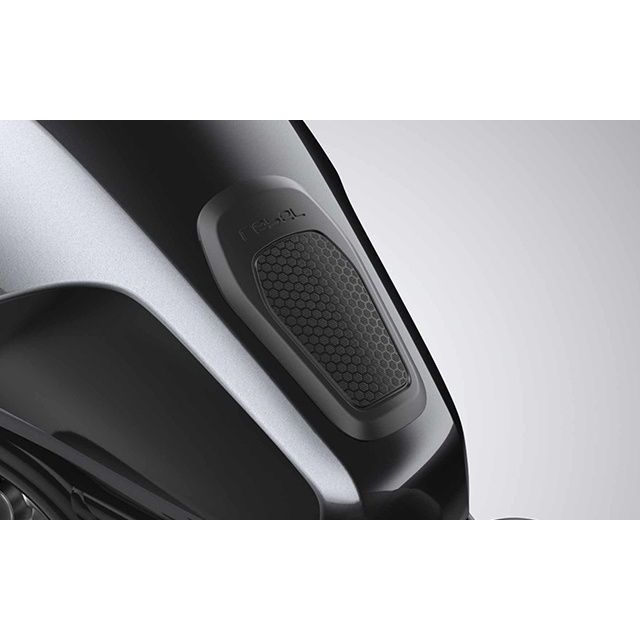 Honda CMX1100 Tank Pad (Mitten)